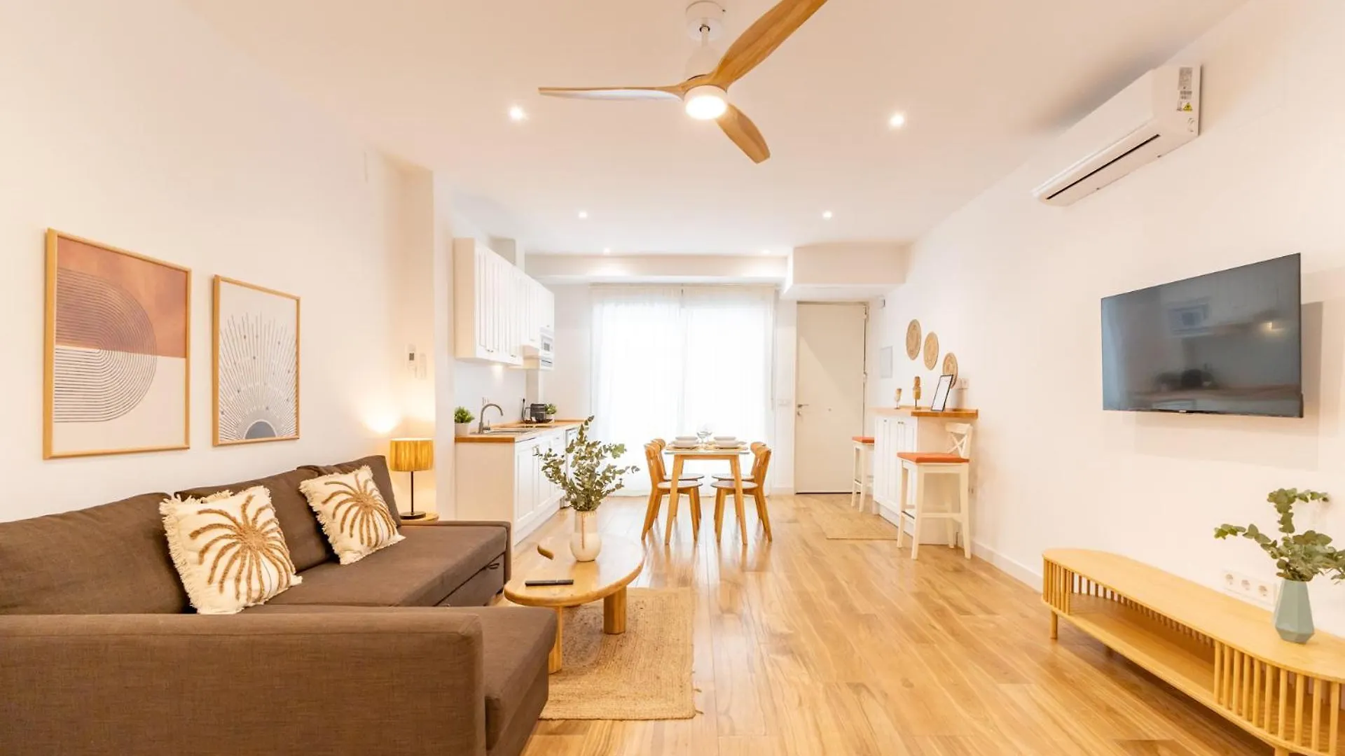 Isg Apartments Triana Estudio 2 セビリア