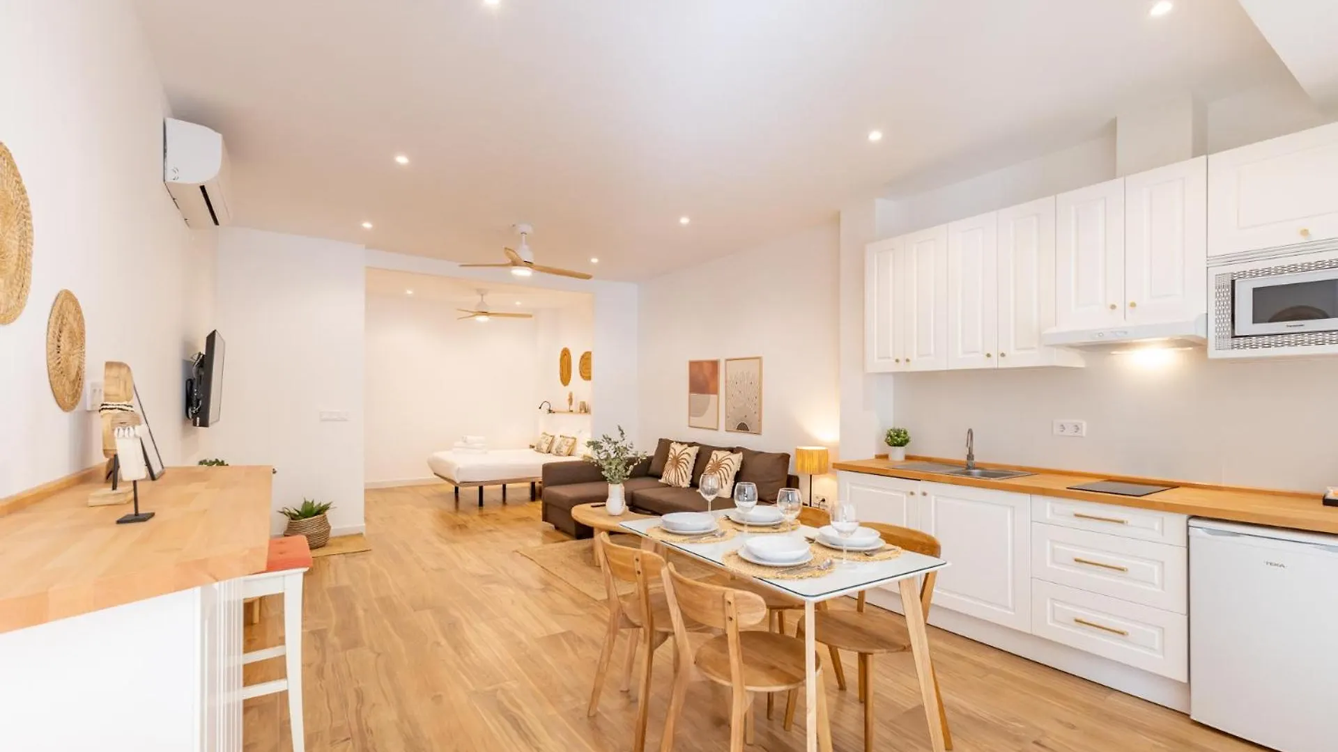 Isg Apartments Triana Estudio 2 セビリア スペイン
